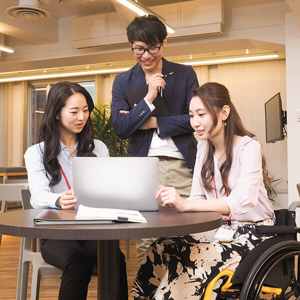 コミュニケーション