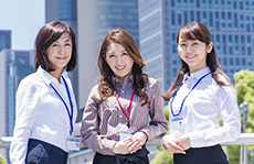 女性